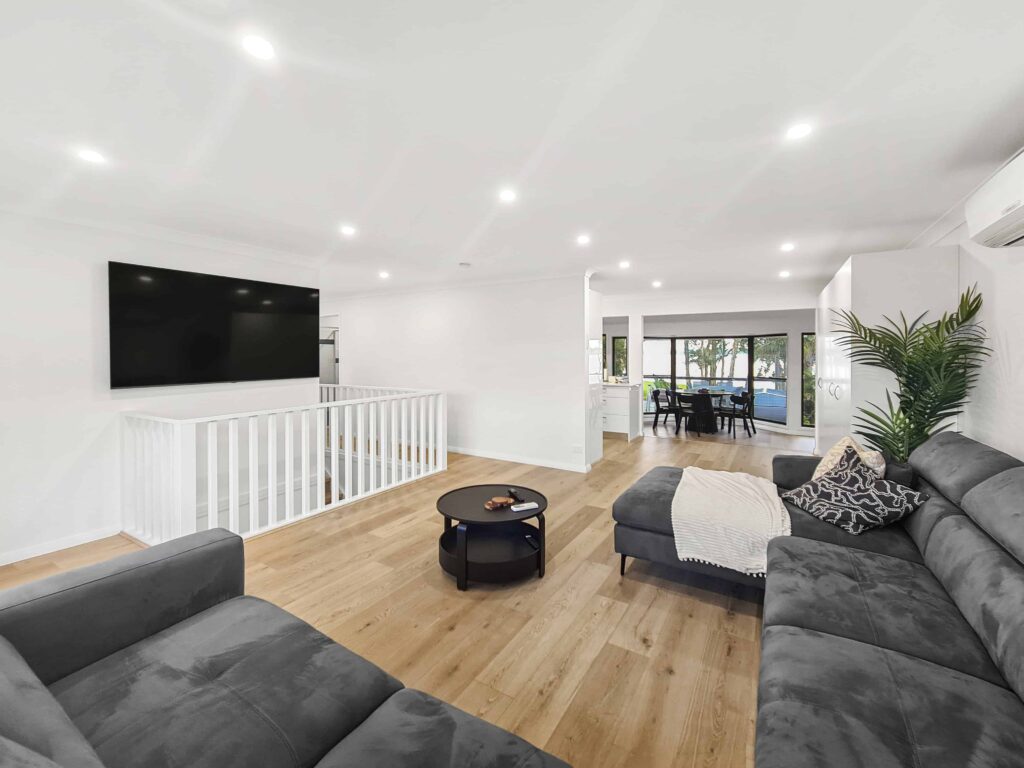 Interior painting finishes to lounge room in Summerland Point NSW